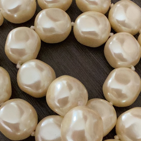 Carolee Chunky pearl necklace - Picture 14 of 14